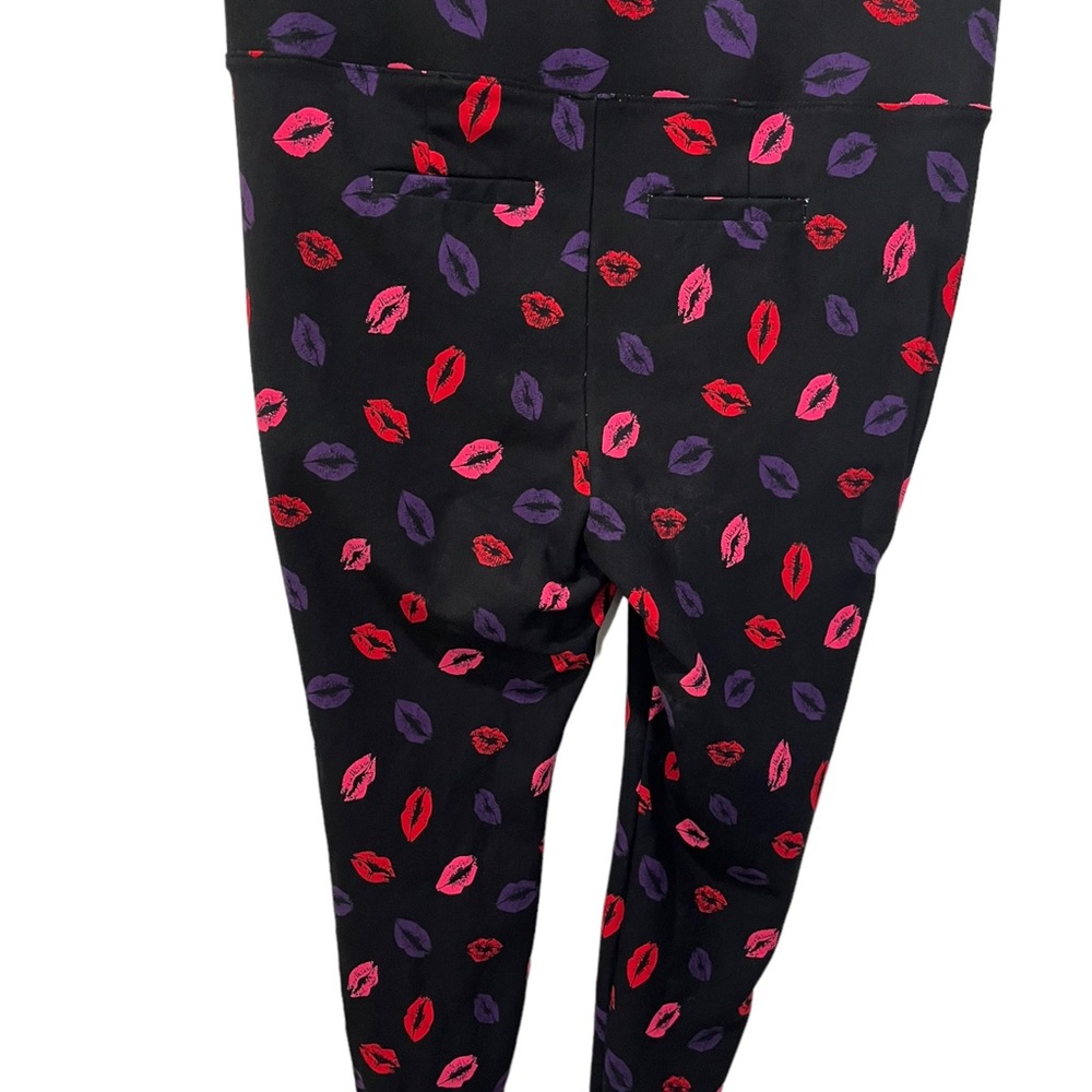 Torrid Pixie Lips Design Compression Style Leggin… - image 8